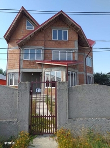 0% comision Casa cocheta la curte comuna pe 2 niveluri - Marasti