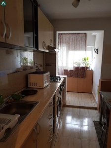 Vand apartament 2 camere Militari