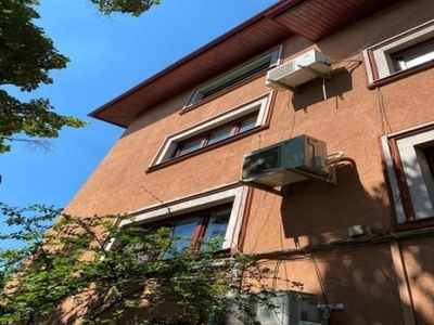 Vila de vanzare - pretabila birouri- zona Cotroceni, Bucuresti 627.6 mp