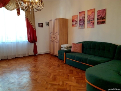 Zona Star, apartament in casa.