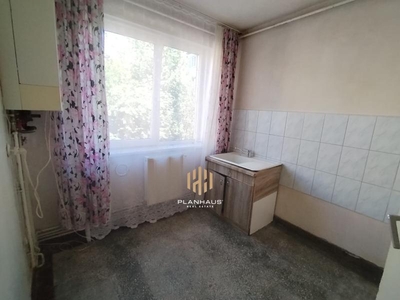 Apartament 2 camere, etaj 1, Ultracentral, bd-ul Bucuresti!