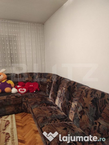 Apartament , 3 camere, 75 mp, zona micro 16