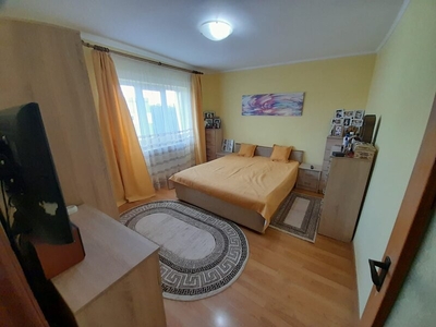 Apartament 3 camere Daciei Proprietar privat vand apartament cu 3 camere