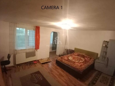 Apartament 3 Camere , De Vanzare , 85Mp, Zona Rovinari