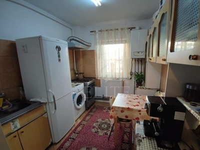 Apartament 3 camere in zona MANASTUR CENTRAL