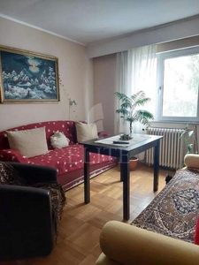 Apartament 3 camere in zona MEHEDINTI