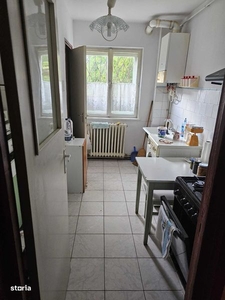 Apartament frumos 3 camere parter