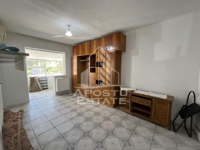 Apartament cu 1 camera situat parter inalt in zona Iosefin