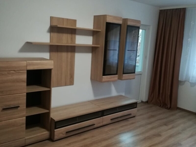 Inchiriere apartament 3 camere Sebastian, str. Dunavat, 3 cam