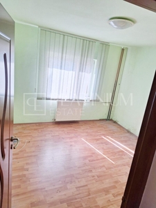 P4329 Apartament cu 2 camere DECOMANDAT, zona Lipovei