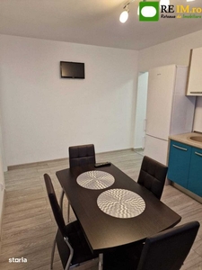 Închiriez apartament ultracentral cu 2 camere