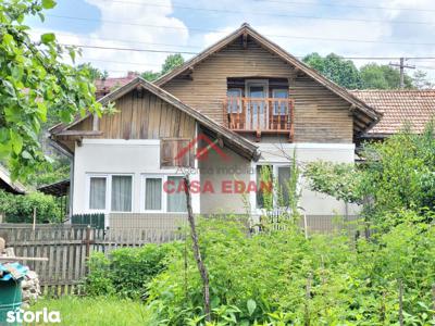 Casa in Breaza cartier Nistoresti 5 camere teren 910 mp 62.000e