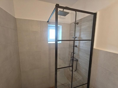 Apartament 2 camere decomandat RENOVAT complet dressing 2 boxe Gara - BRD