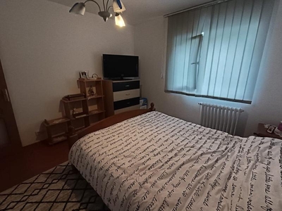 APARTAMENT 3 CAMERE, DECOMANDAT, CANTA, ETAJ 2 DIN 4