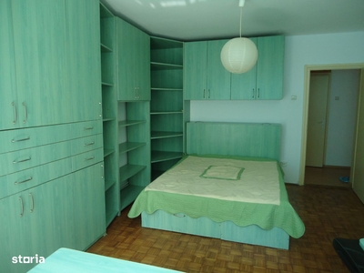 Apartament 3 camere Gheorgheni,str Borsec, zona Iulius Mall,decomandat