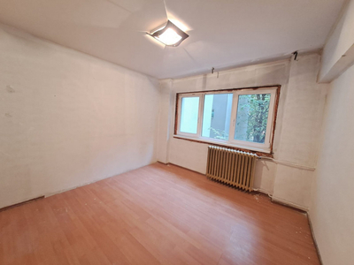 Apartament 3 camere Metrou Lujerului