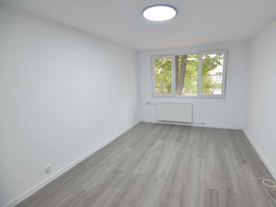 APARTAMENT 3 CAMERE - RENOVAT - TRAPEZULUI