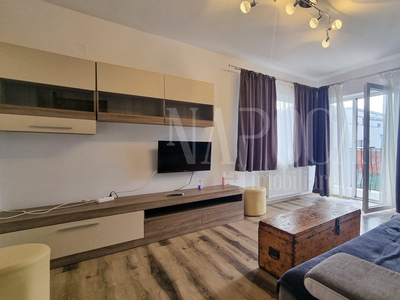 Apartament cu 2 camere decomandate pe strada Porii din Floresti!