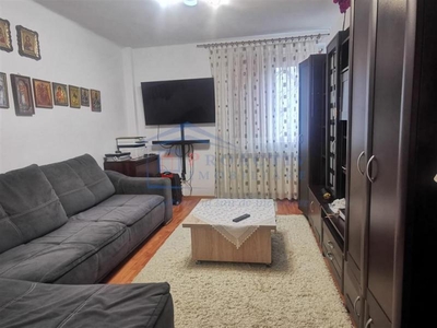 Apartament cu 2 camere si garaj, zona Centrala, 2c7010