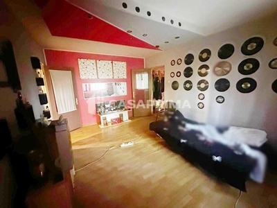 Apartament cu 2 camere, Zimbru - Tigarete