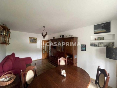 Apartament cu 3 camere, decomandat, ETAJ 1 in Pacurari-Toma Cozma!