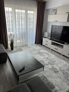 Apartament cu 3 camere