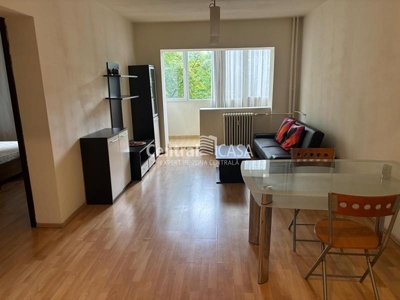 Apartament de vanzare cu 2 camere, Centru