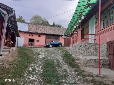 Casa individuala cu 5 camere si teren generos 520 mp in Vestem Sibiu