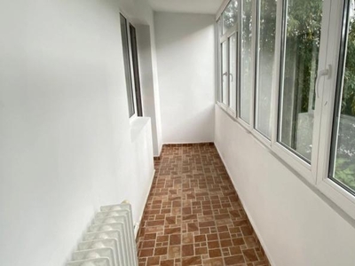 De vanzare apartament, 3 camere, semidecomandat, 65 mp, Podu Ros, Salubris, Cod 156057