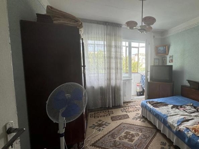 De vanzare apartament, 3 camere, semidecomandat, 65 mp, Podu Ros, liceul Cantemir, Cod 155912