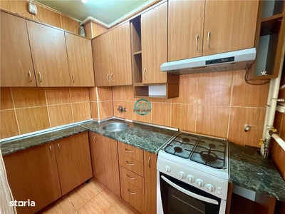 Apartament 3 camere - DECOMANDAT - zona GIURGIULUI