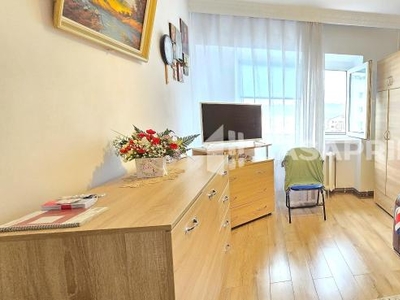 OCAZIE ! Apartament 3 camere DECOMANDAT, etaj intermediar, CUG !