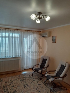 Vand apartament 2 camere Milcov