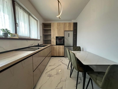 Vila tip duplex 4 camere Miroslava