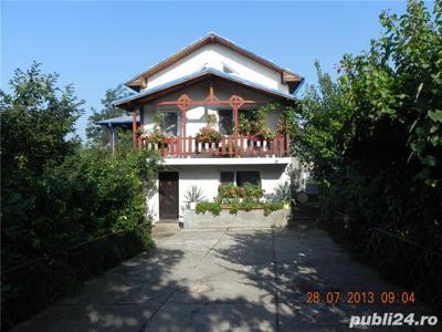 Vanzare casa tip vila, construita dupa 2000 in apropiere de Bucuresti.