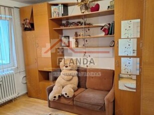 Inchiriere apartament 3 camere Militari, Iuliu Maniu, stradal intersectie cu str