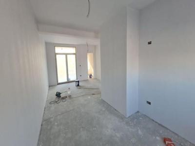 Duplex la intrare in MOSNITA