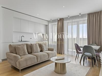 Apartament luxuriant cu 2 camere/ parcare subterana/ mobilat designer/ Promenada