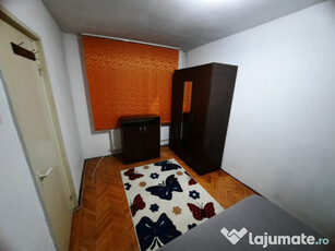 Apartament 2 camere Bariera Bucuresti