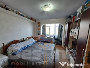 Apartament 2 camere, decomandat, Alexandru Cel Bun