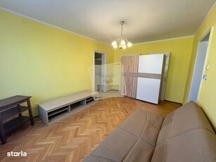 Apartament 2 camere si balcon zona Centrala