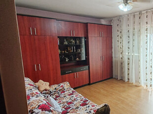 Apartament 2 camere, zona Dragoș Vodă