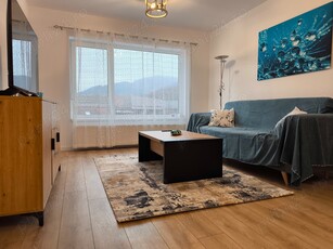 Apartament confortabil, prima inchiriere, disponibil imediat.