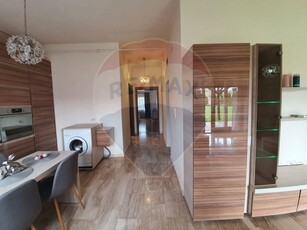 Apartament LUX 2 camere si terasa de închiriat în zona Gradiste