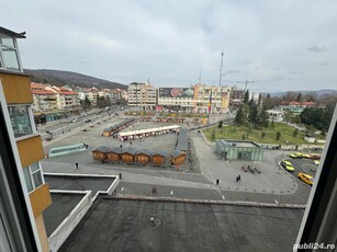 Birou sau apartament de locuitcu trei camere ultracentral cu un view de invidiat