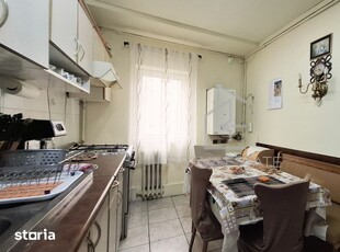 EXCLUSIVITATE! Apartament 4 camere, 2 băi, 2 balcoane, Calea Florești