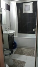 inchiriez apartament doua camere