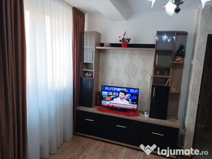 Ofer spre închiriere apartament 2 camere