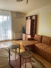 Proprietar, ofer spre închiriere Timișoara Calea Aradului în spatele OMV apartament 2 camere