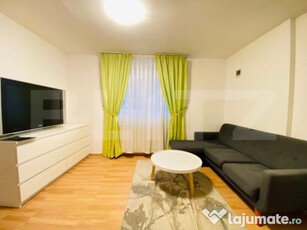 Apartament 3 camere la casa, curte , 60 mp, parcare, zona st